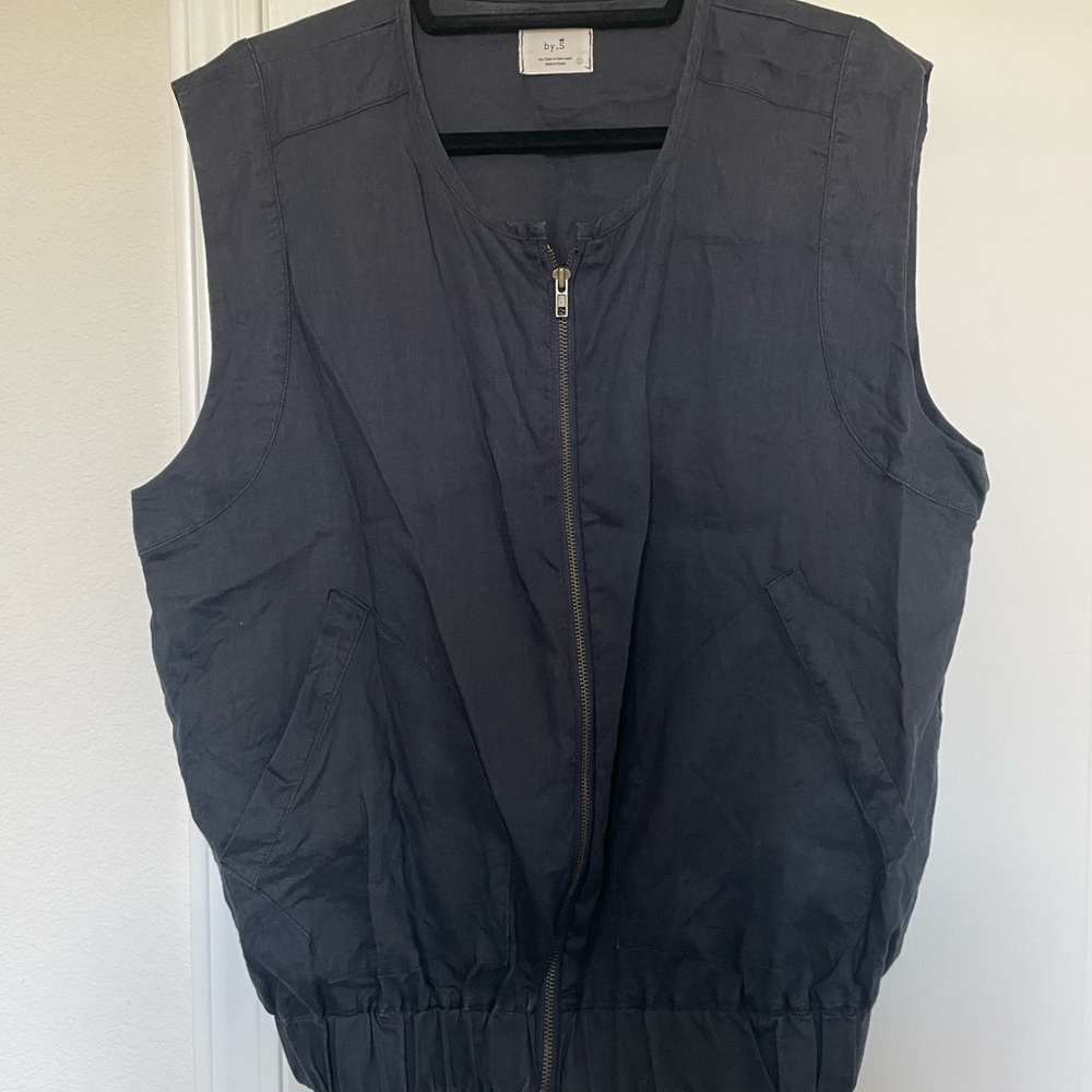 Linen vest